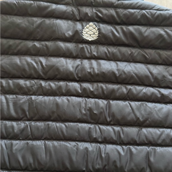 Stio Women's Black Quilted Packable Down Vest - Picture 6 of 6